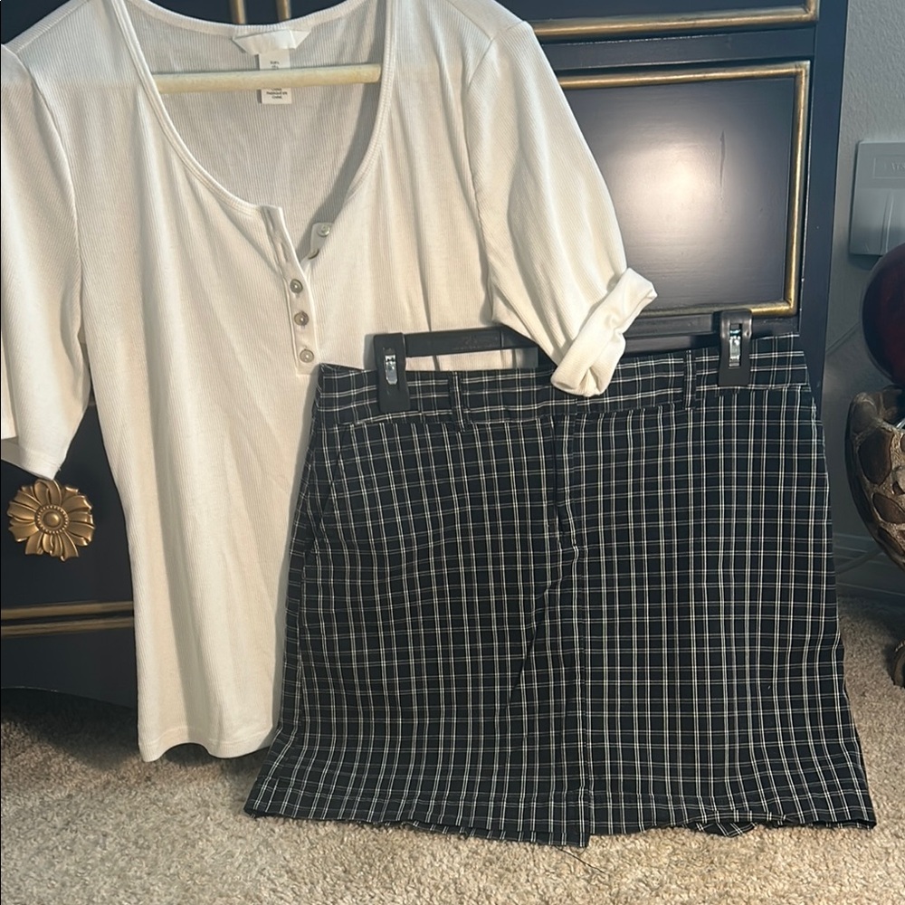 Black and White Mini Pencil Skirt for Work
